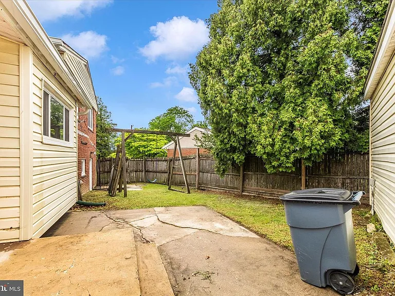 12929 Valleywood Dr — Photo 14