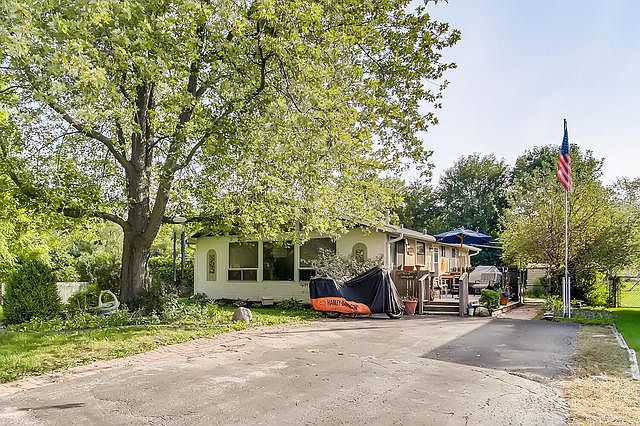 1st image of 2N181 La Londe Ave