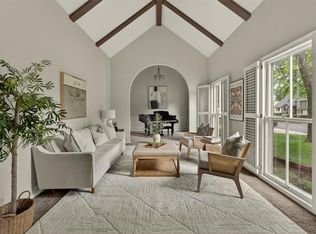 8804 W 92nd St, Overland Park, KS 66212