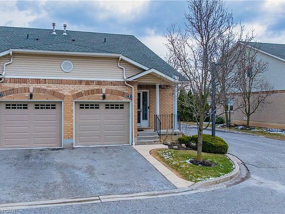 2nd image of 53 Bunting Rd #3