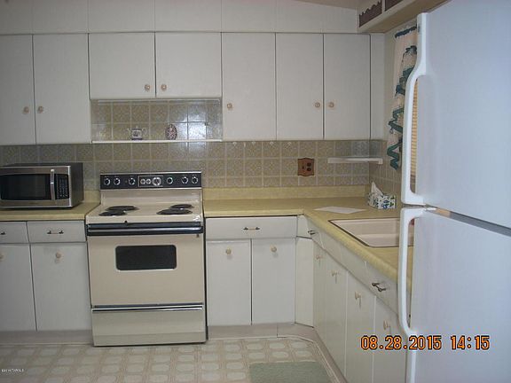 5th image of 924 W Webb Dr