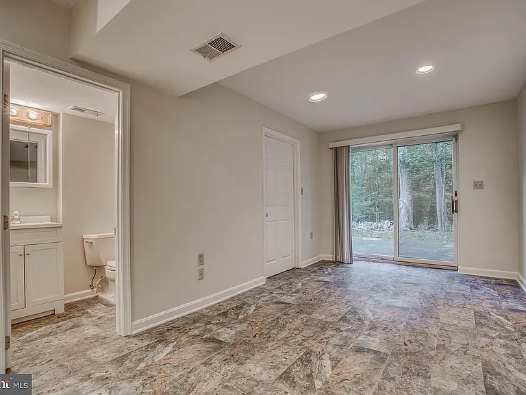 594 Pinedale Dr — Photo 25