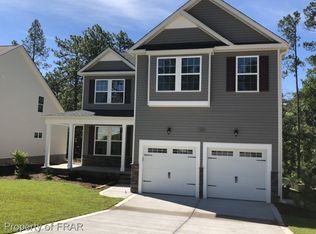 148 Falls Creek Dr, Spring Lake, NC 28390