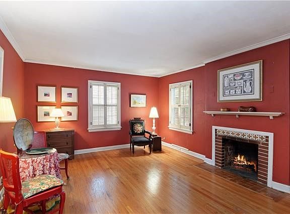 3rd image of 7222 Charlotte St