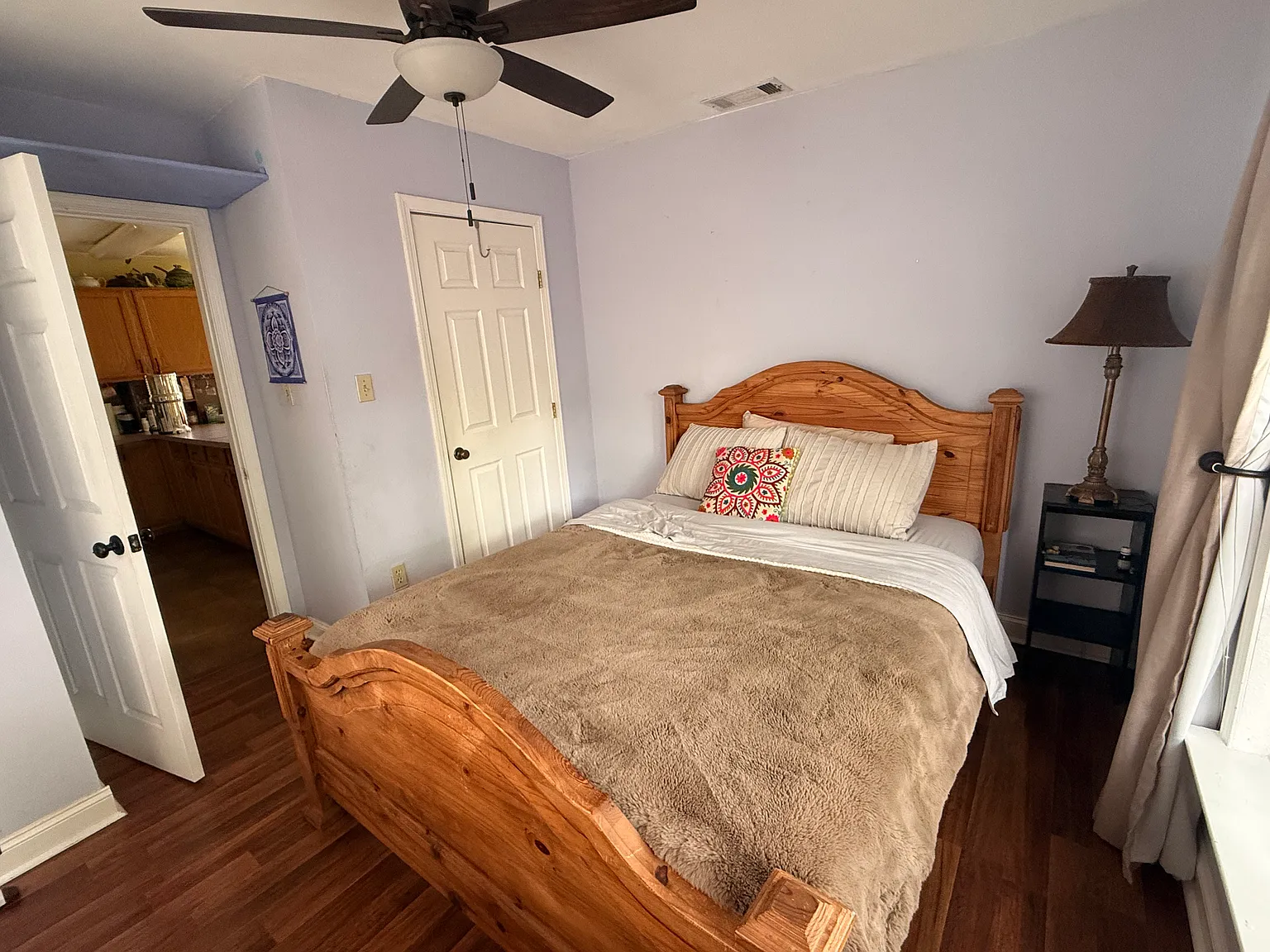 2 bed, 720 sqft, $2,000 — Photo 3