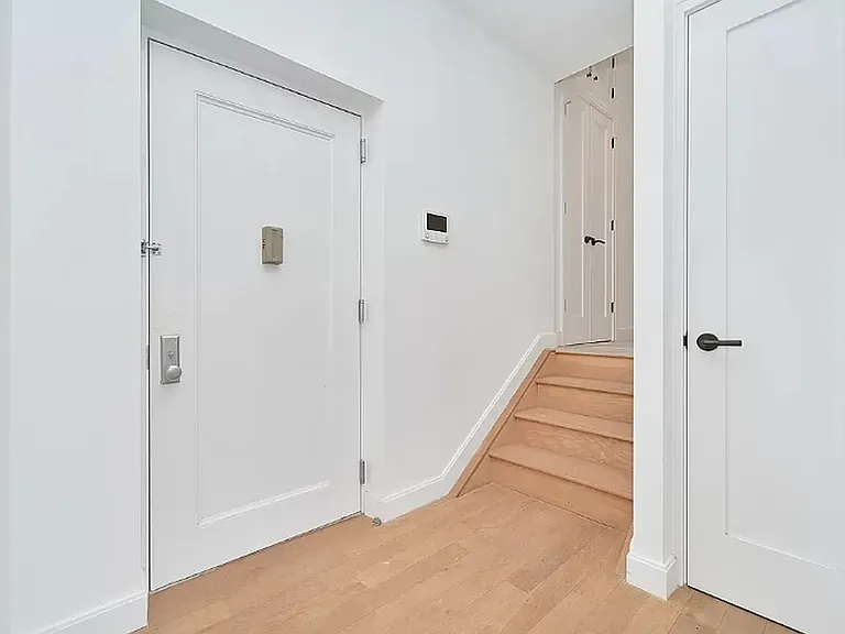 42 Market St #4B — Photo 7