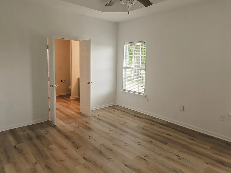 9703 Full Moon Cir — Photo 17