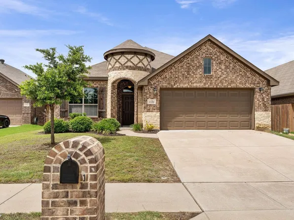 2120 Blakely Ct, Fort Worth, TX 76134