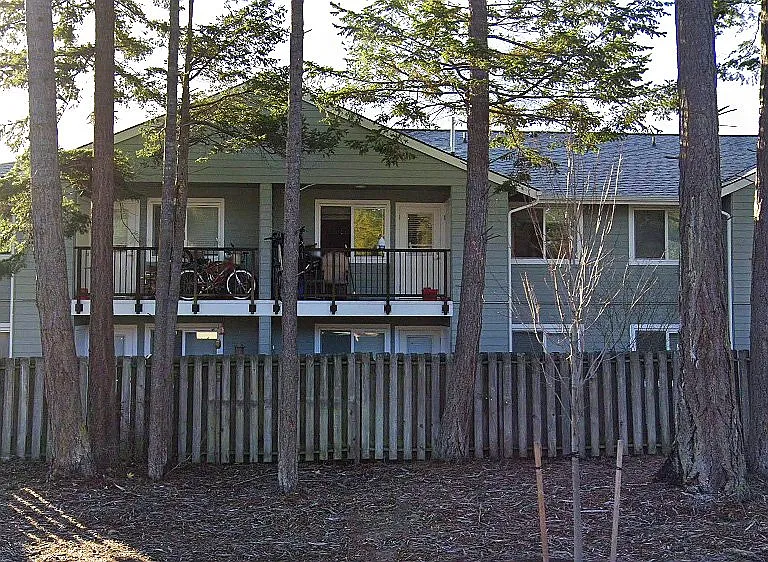 950 N Oak Harbor St #950 — Photo 9