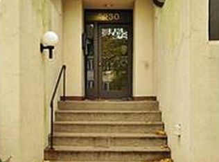 5930 Howe St APT 101, Pittsburgh, PA 15232