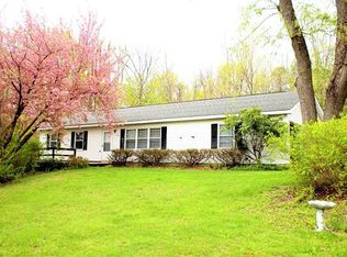 103 Pickles Rd, Bloomingburg, NY 12721