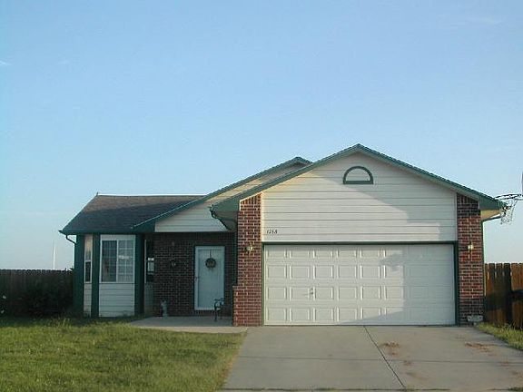 2nd image of 1768 Myers Cir