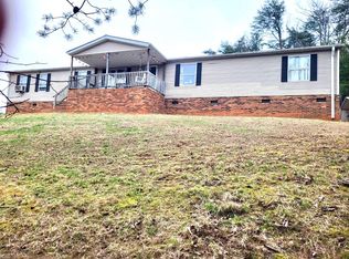 4009 Chestnut Knob Rd, Ridgeway, VA 24148