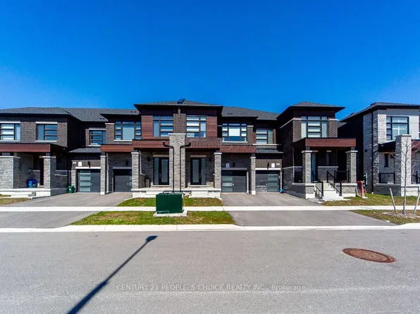 162 Ogston Cres, Whitby, ON L1P 0H3