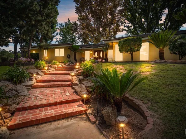 5601 Georgia Dr, Bakersfield, CA 93308