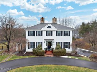 16 Wildwood Drive, Loudonville, NY 12211