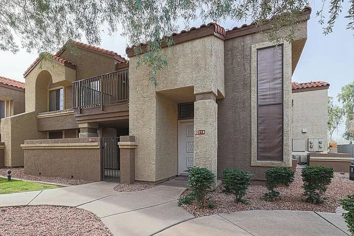 1905 E University Dr #215 — Photo 1