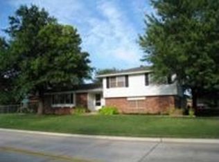 703 Holly Ave, Yukon, OK 73099