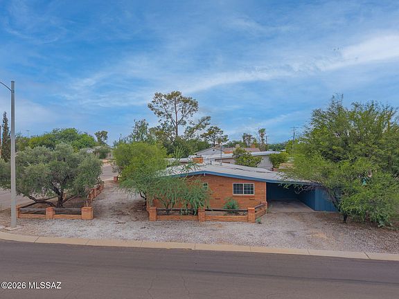 4th image of 6843 E Scarlett St