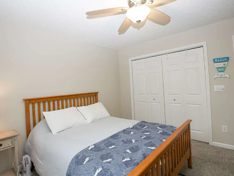 225 Adams Cir — Photo 22