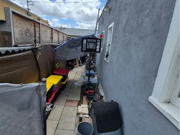 616 W Wilson St, Pomona, CA 91768