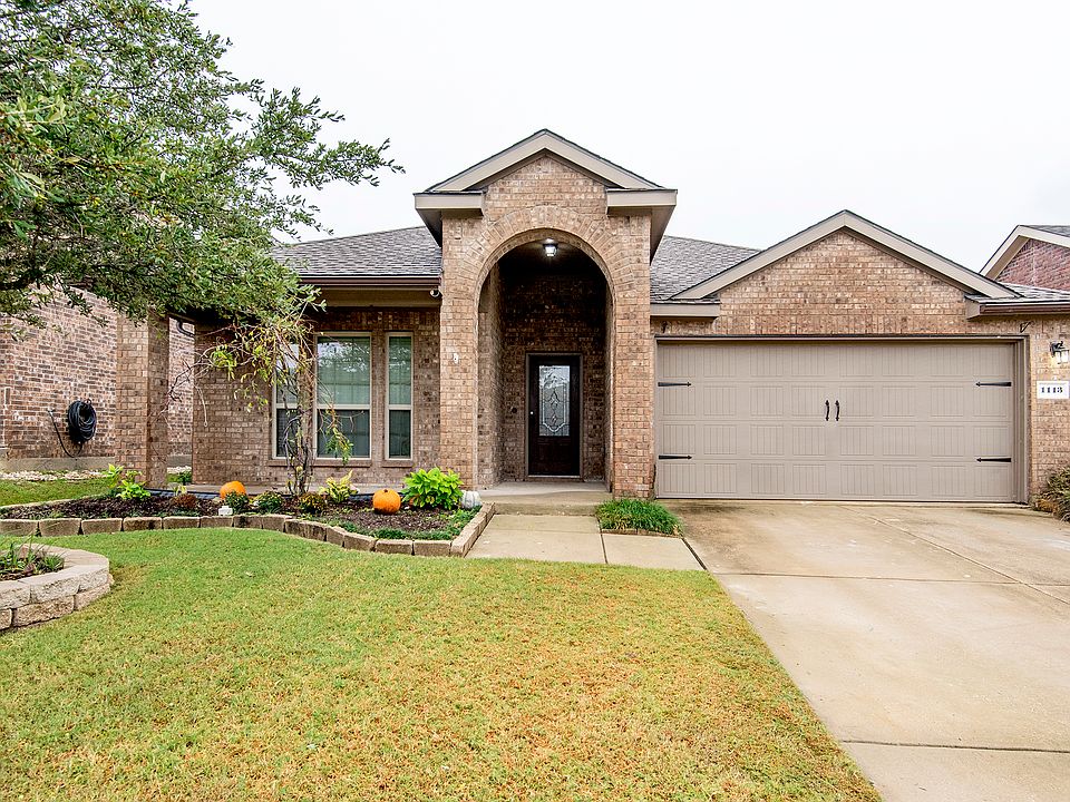1st image of 1113 Chambers Ln