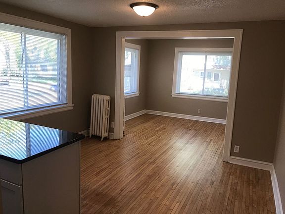 2nd image of 535 Asbury St #3