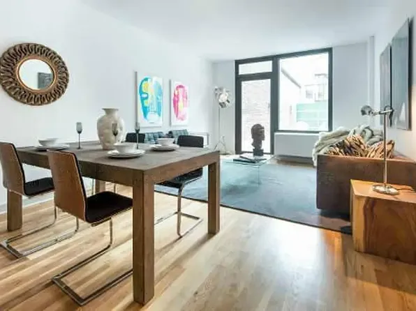 64 Bayard Street image 1 of 4