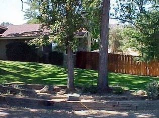 49526 Meadowwood Rd, Oakhurst, CA 93644