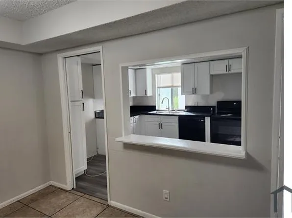 8936 Willis Ave #8, Panorama City, CA 91402