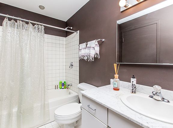5th image of 5 N Wabash Ave APT 1405