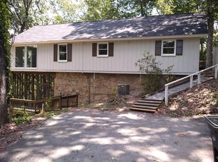 165 Royal Lodge Dr, Warm Springs, GA 31830