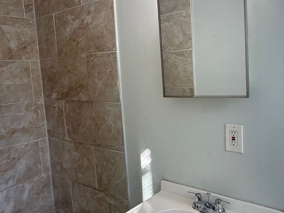 1st image of 114 Sylvan Ave #1