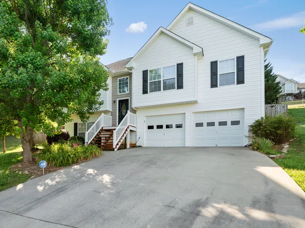 42 Magnolia Ct, Rydal, GA 30171