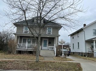 459 Riverview Ave, Monroe, MI 48162