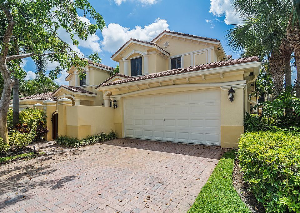 1st image of 1504 Passion Vine Cir