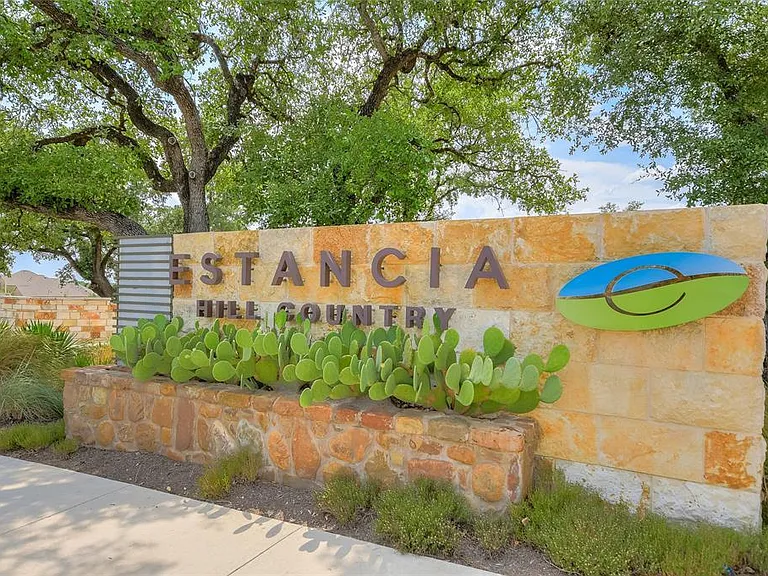 701 Cardenas Ln — Photo 22