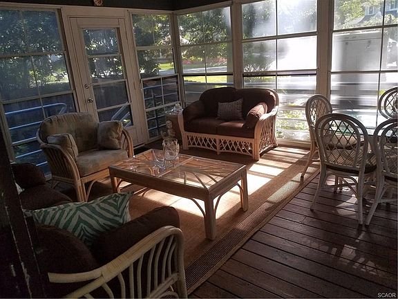 4th image of 127 Henlopen Ave