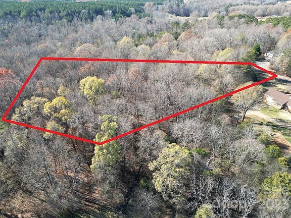 2nd image of 4090 Fairview Dr