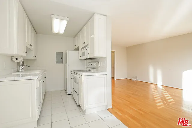 2308 Schader Dr #211 — Photo 7