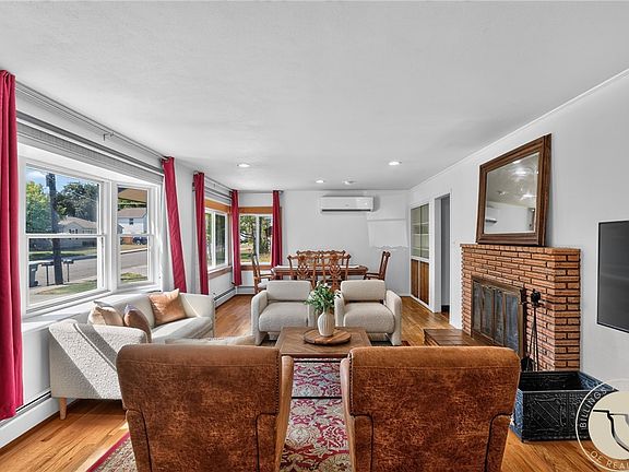 4th image of 2413 Elizabeth St