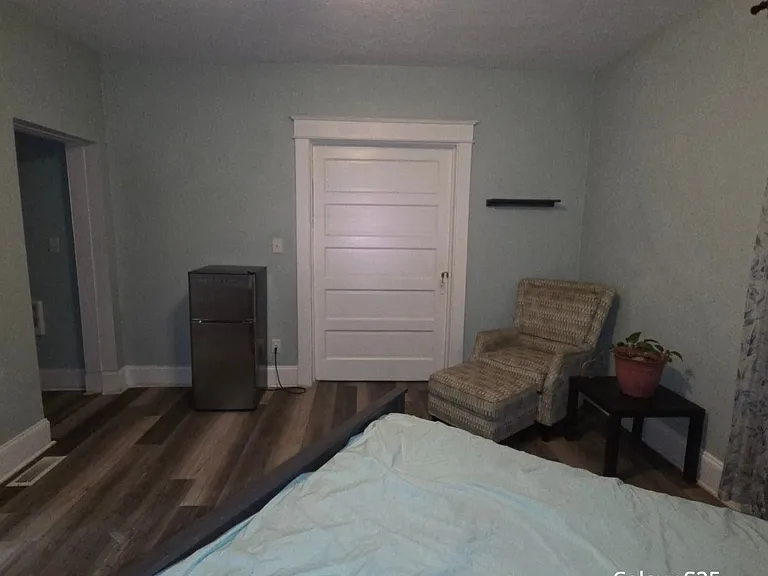1128 Portage Ave #1A — Photo 17