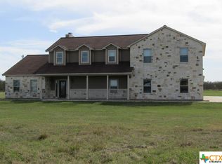 381 Levi Sloan Rd, Victoria, TX 77904