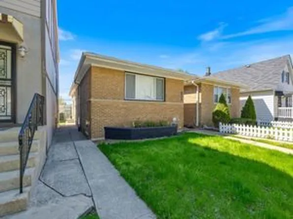 1807 E 93rd St, Chicago, IL 60617