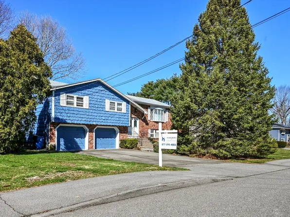 6 Gloversbrook Rd, Randolph, MA 02368