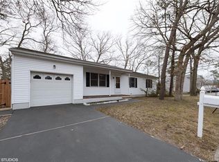 88 Bowline St, Beachwood, NJ 08722