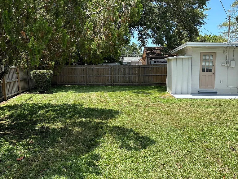 8567 Ridge Rd — Photo 4