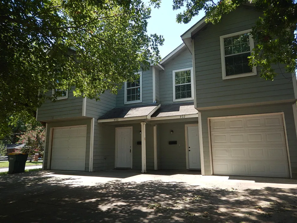 400 N Cleveland Ave