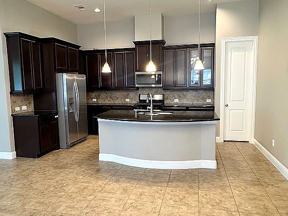 3rd image of 3040 Monticello Pines Ln