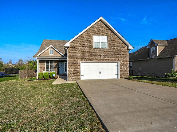 3rd image of 1029 Monticello Pl